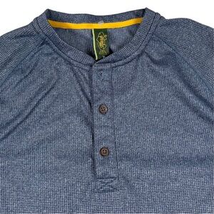 SOLD***Marsh Wear Henley Long Sleeve Performance Fishing Waffle Knit Blue